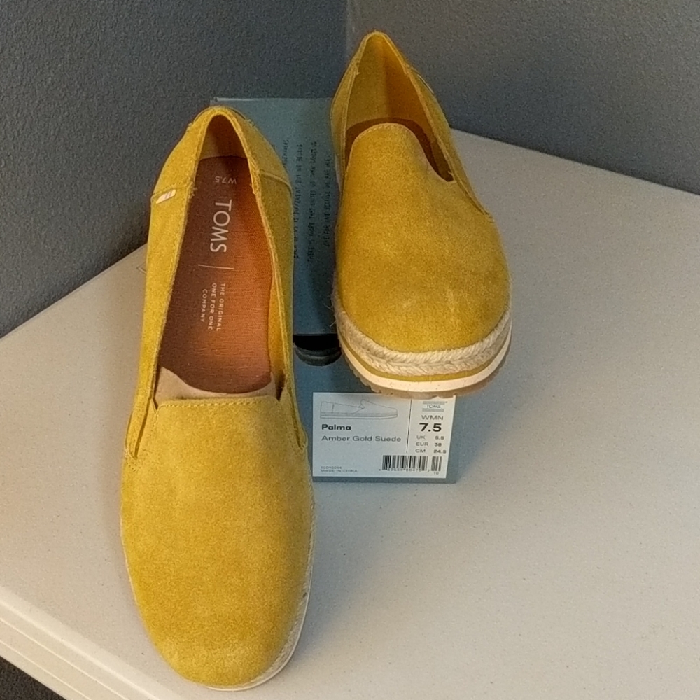 TOMS Women's Palma Slip-On, Suede, Size 7.5